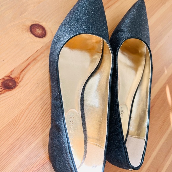 Avery & Sage sparkling flat shoe - Picture 2 of 3